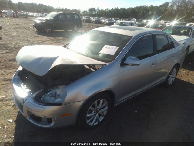 Photo 1 VIN: 3VWRX7AJ7AM061134 - VOLKSWAGEN JETTA 