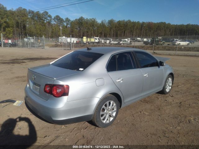 Photo 3 VIN: 3VWRX7AJ7AM061134 - VOLKSWAGEN JETTA 