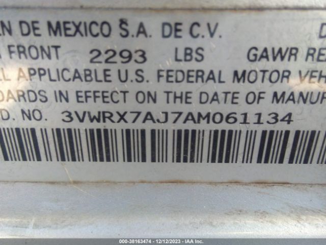 Photo 8 VIN: 3VWRX7AJ7AM061134 - VOLKSWAGEN JETTA 