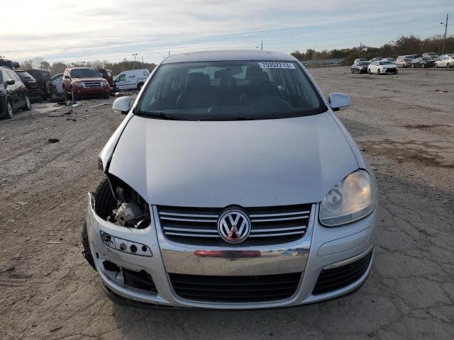 Photo 4 VIN: 3VWRX7AJ8AM060297 - VOLKSWAGEN JETTA 