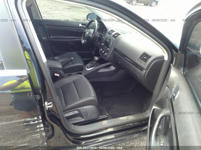 Photo 4 VIN: 3VWRX7AJ9AM057425 - VOLKSWAGEN JETTA SEDAN 