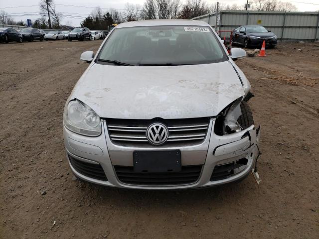 Photo 4 VIN: 3VWRX7AJ9AM161641 - VOLKSWAGEN JETTA SE 