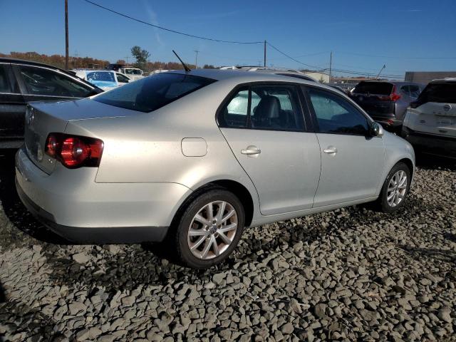 Photo 2 VIN: 3VWRX7AJXAM147604 - VOLKSWAGEN JETTA SE 