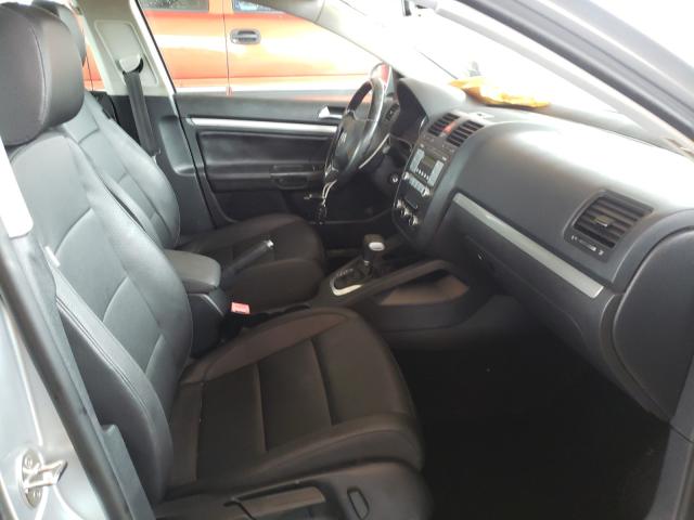 Photo 4 VIN: 3VWRX7AJXAM157985 - VOLKSWAGEN JETTA SE 