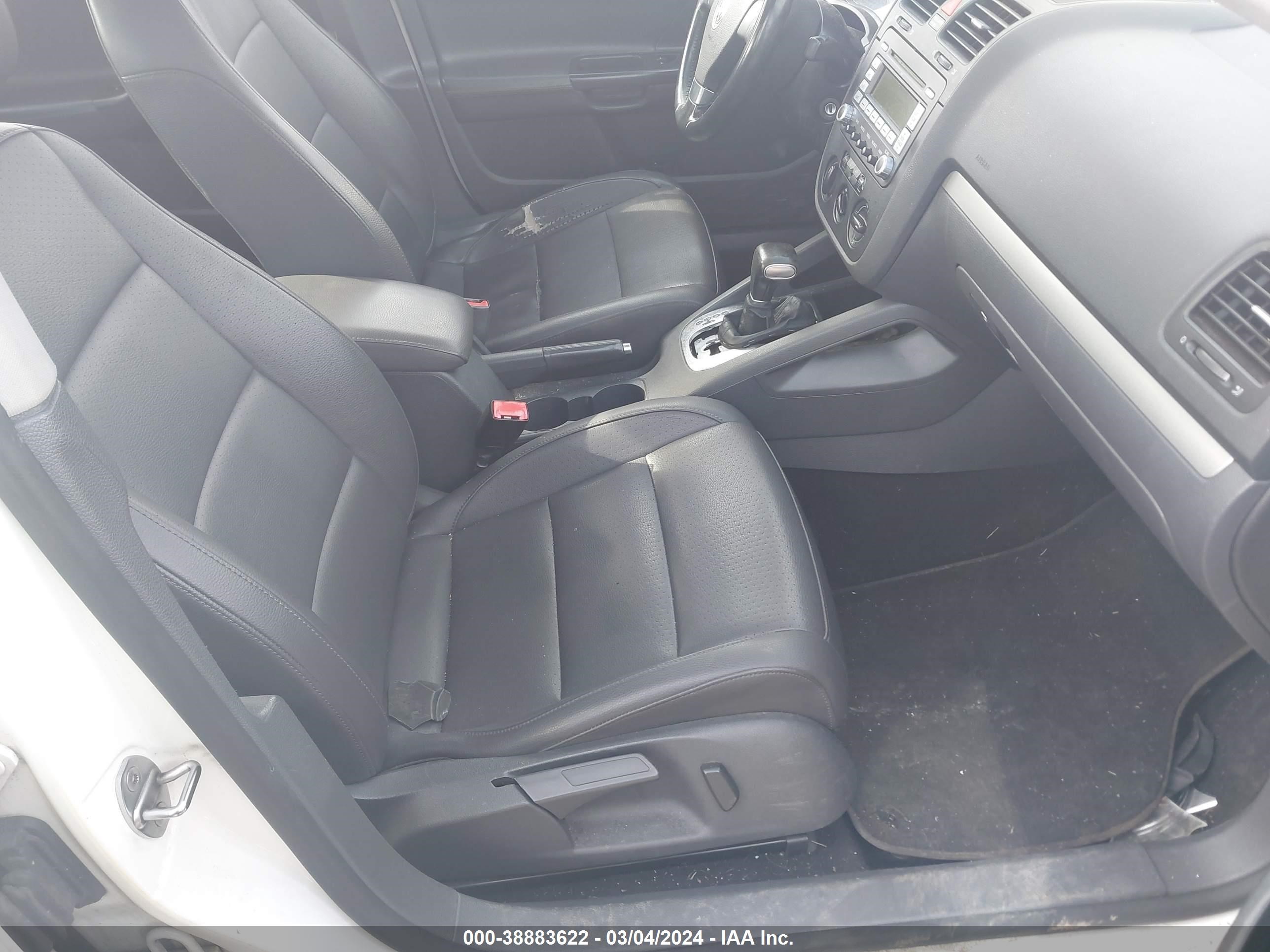 Photo 4 VIN: 3VWRZ71K09M167424 - VOLKSWAGEN JETTA 