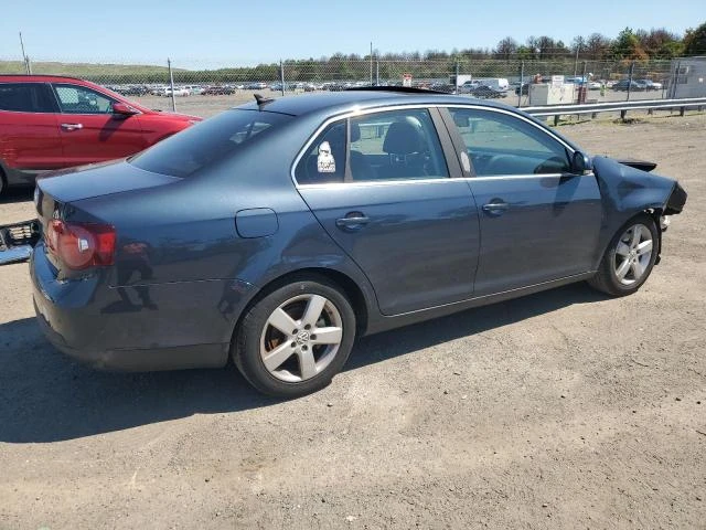 Photo 2 VIN: 3VWRZ71K28M017149 - VOLKSWAGEN JETTA SE 