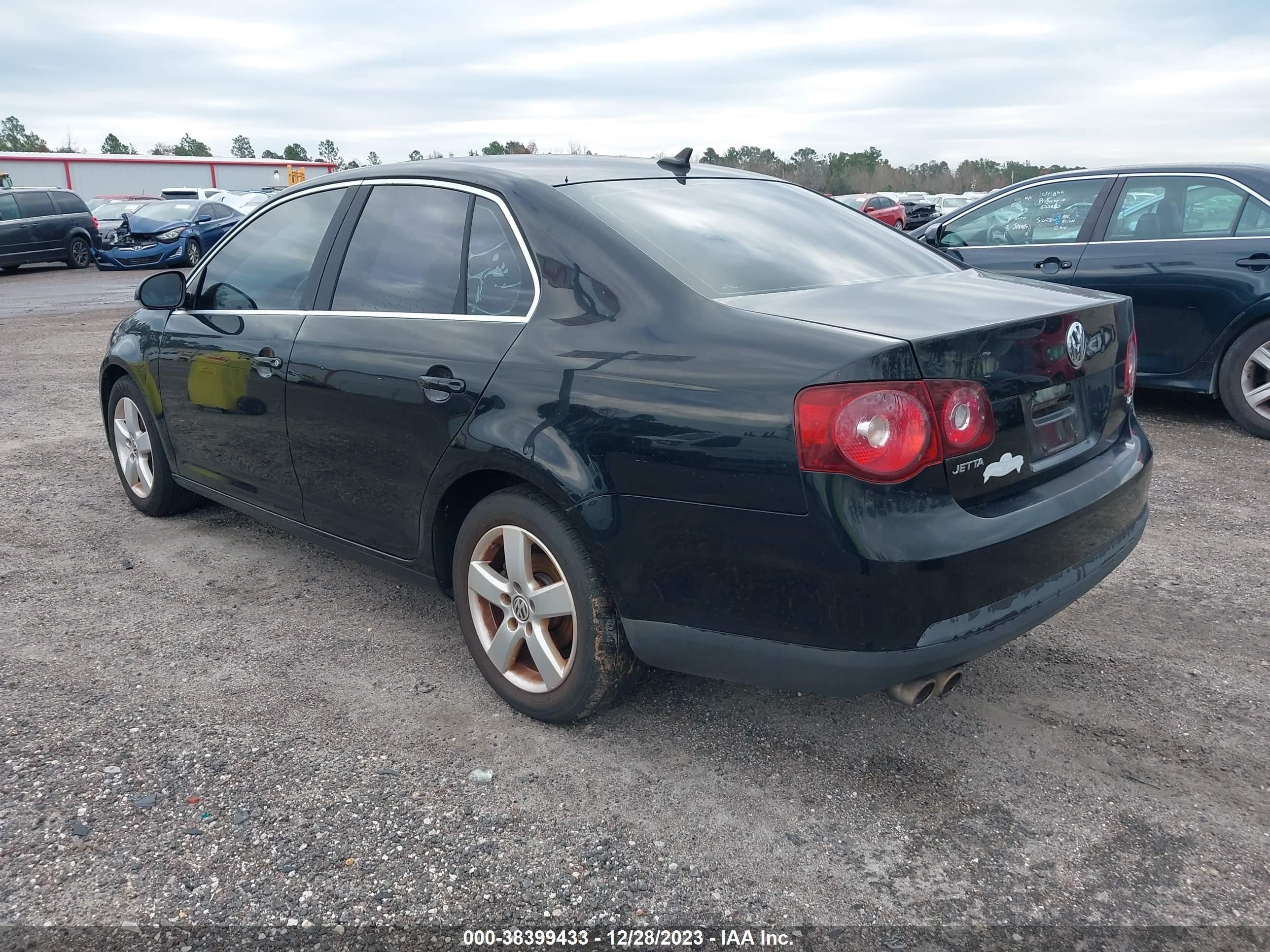 Photo 2 VIN: 3VWRZ71K38M115770 - VOLKSWAGEN JETTA 