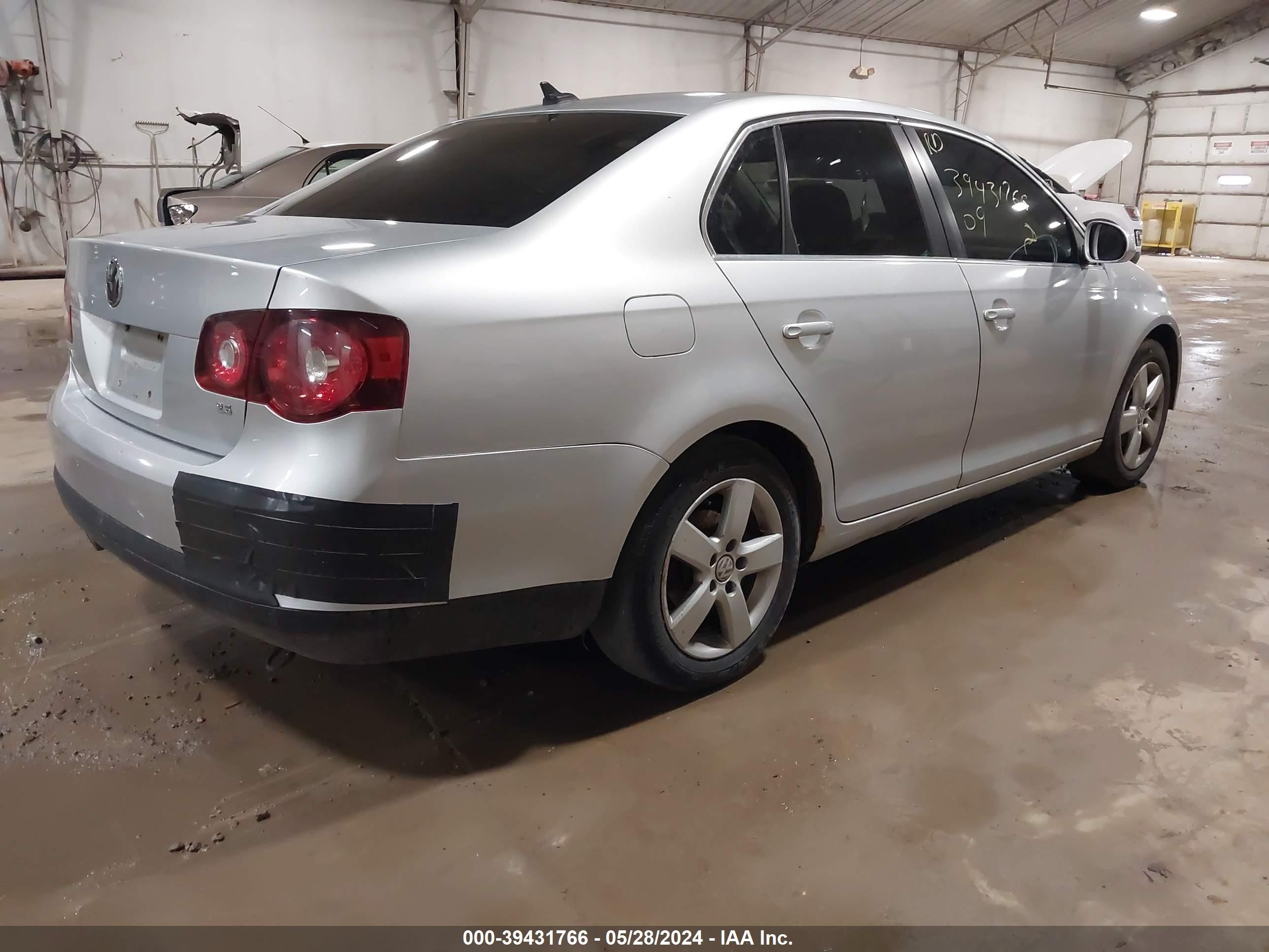 Photo 3 VIN: 3VWRZ71K49M162596 - VOLKSWAGEN JETTA 