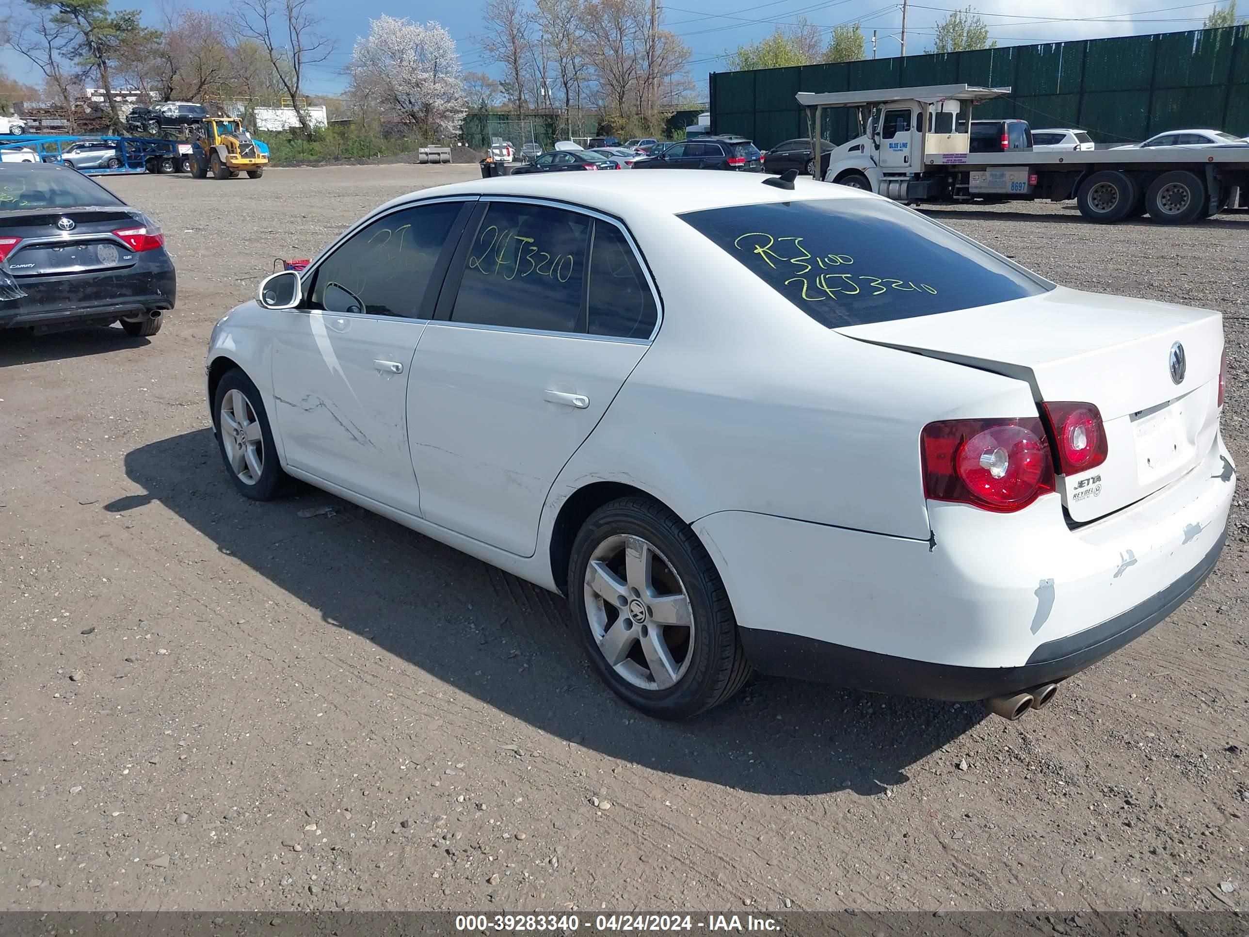 Photo 2 VIN: 3VWRZ71K69M146741 - VOLKSWAGEN JETTA 