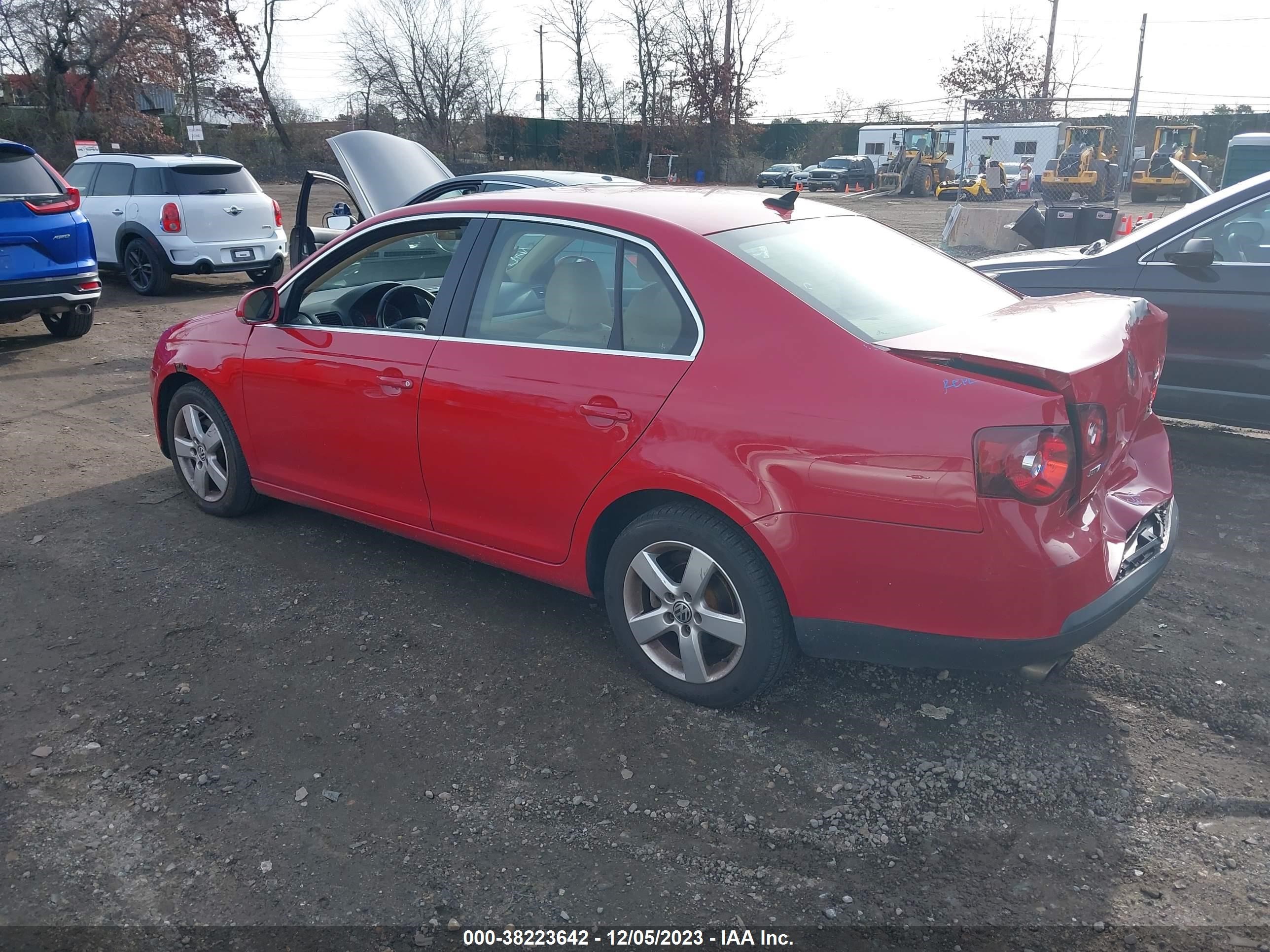 Photo 2 VIN: 3VWRZ71K89M165484 - VOLKSWAGEN JETTA 