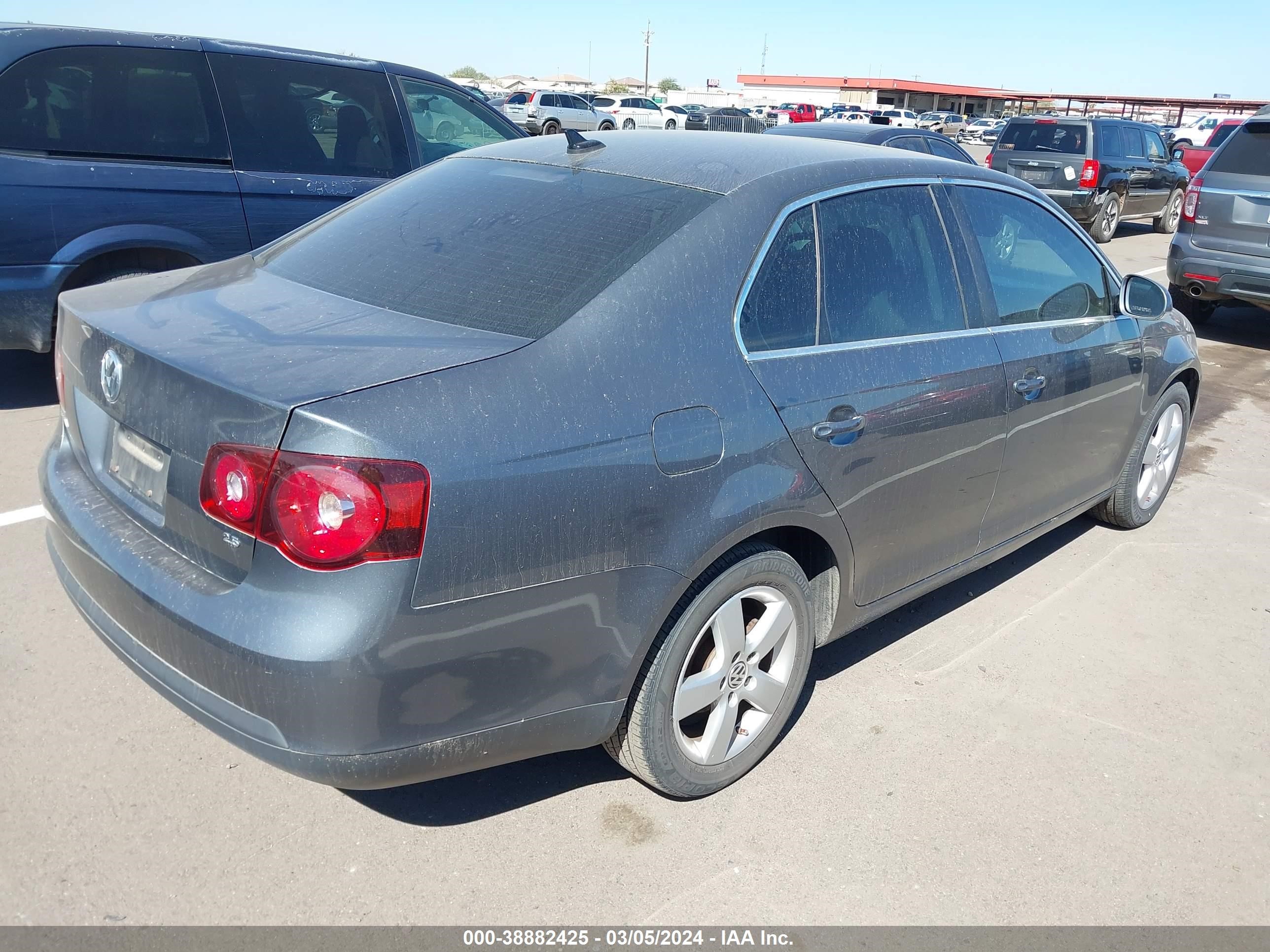 Photo 3 VIN: 3VWRZ71KX9M099326 - VOLKSWAGEN JETTA 