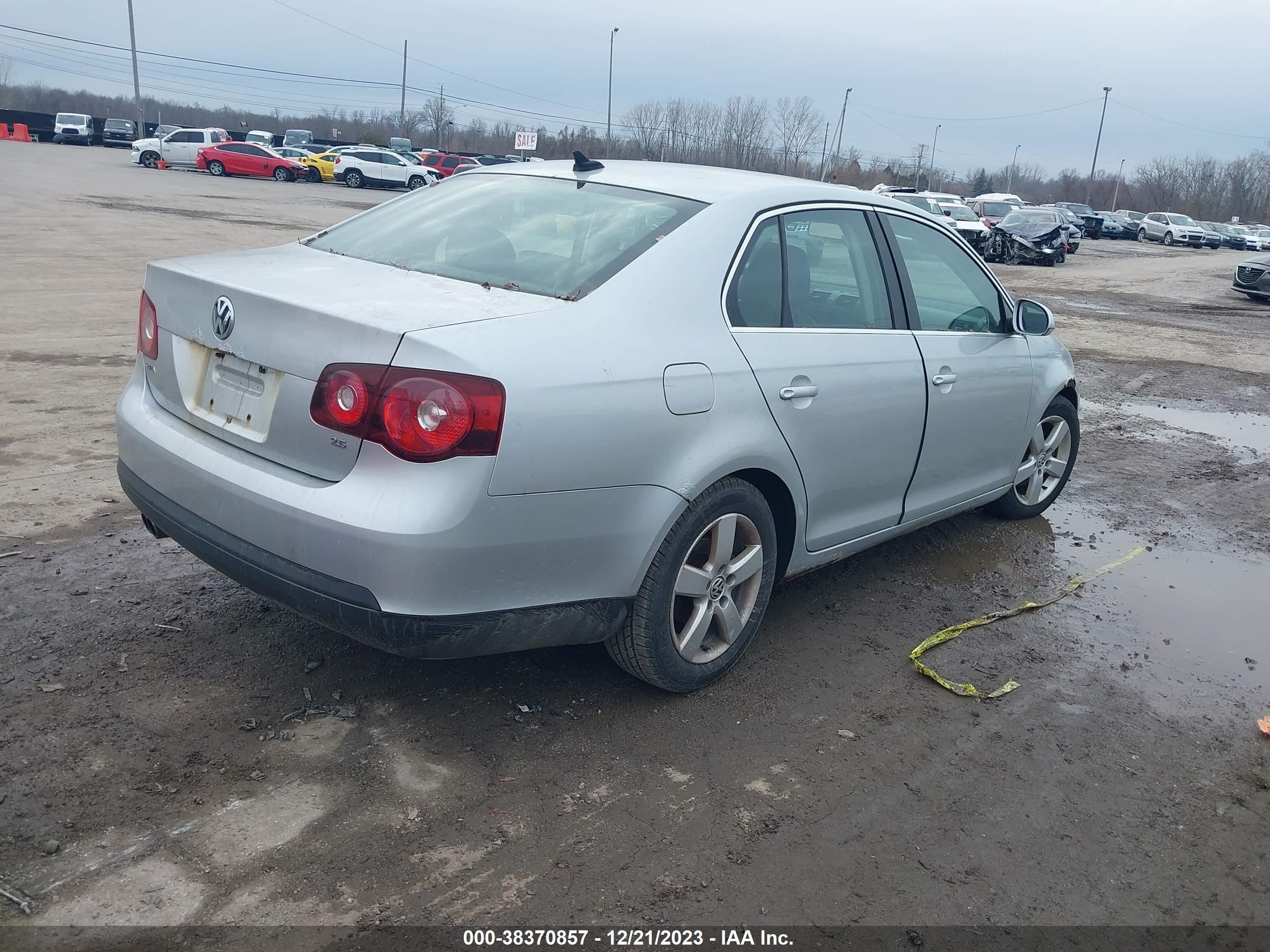 Photo 3 VIN: 3VWRZ71KX9M167995 - VOLKSWAGEN JETTA 