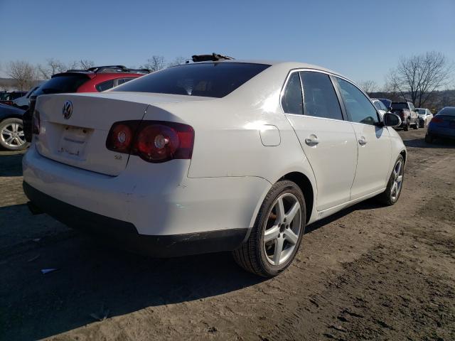 Photo 3 VIN: 3VWRZ7AJ1AM038779 - VOLKSWAGEN JETTA SE 