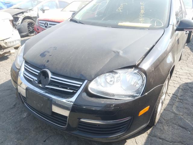 Photo 8 VIN: 3VWRZ7AJ2AM049113 - VOLKSWAGEN JETTA SE 