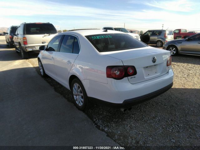 Photo 2 VIN: 3VWRZ7AJ3AM069497 - VOLKSWAGEN JETTA SEDAN 