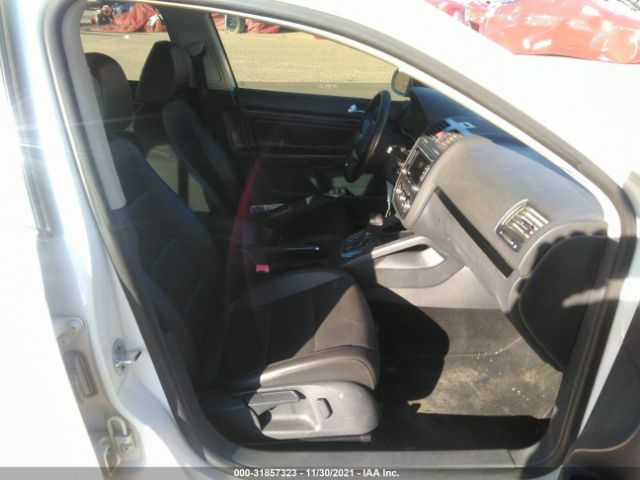 Photo 4 VIN: 3VWRZ7AJ3AM069497 - VOLKSWAGEN JETTA SEDAN 