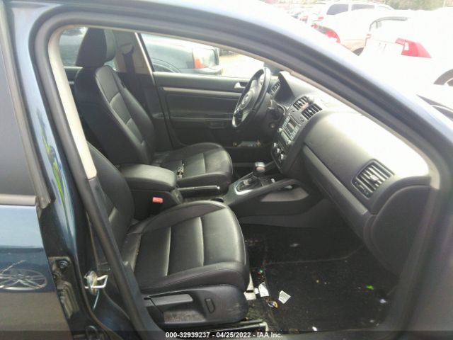 Photo 4 VIN: 3VWRZ7AJ3AM120447 - VOLKSWAGEN JETTA SEDAN 