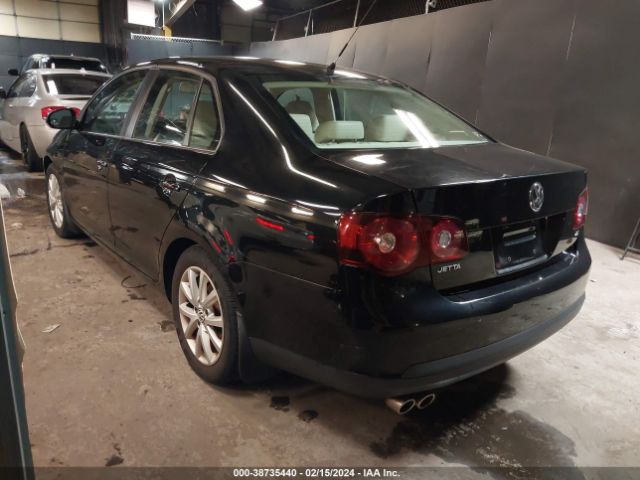 Photo 2 VIN: 3VWRZ7AJ3AM157255 - VOLKSWAGEN JETTA 