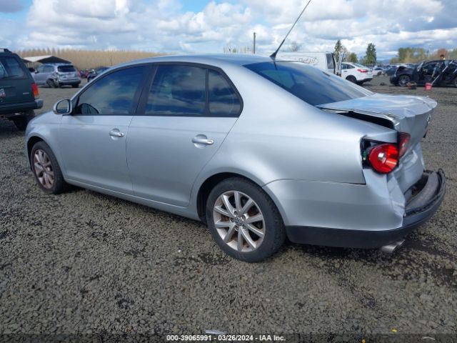 Photo 2 VIN: 3VWRZ7AJ4AM074255 - VOLKSWAGEN JETTA 