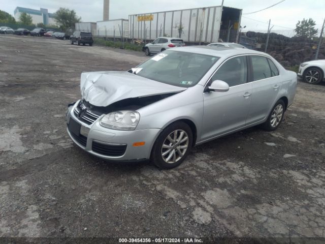 Photo 1 VIN: 3VWRZ7AJ5AM035335 - VOLKSWAGEN JETTA 