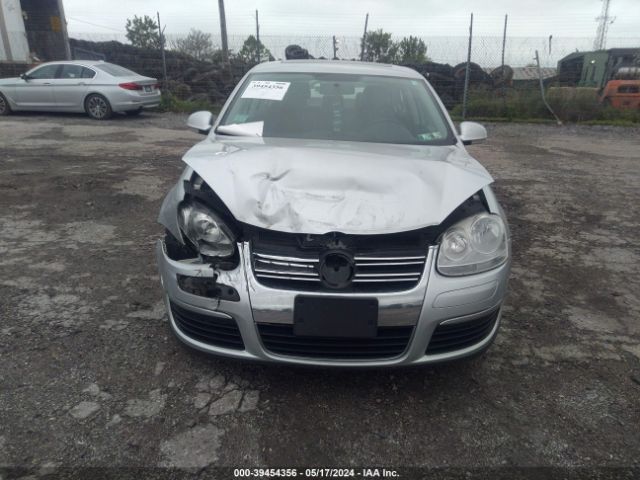 Photo 5 VIN: 3VWRZ7AJ5AM035335 - VOLKSWAGEN JETTA 