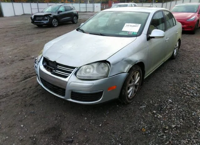 Photo 5 VIN: 3VWRZ7AJ5AM162327 - VOLKSWAGEN JETTA SEDAN 