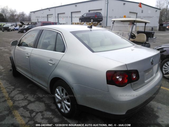 Photo 2 VIN: 3VWRZ7AJ6AM038311 - VOLKSWAGEN JETTA SEDAN 