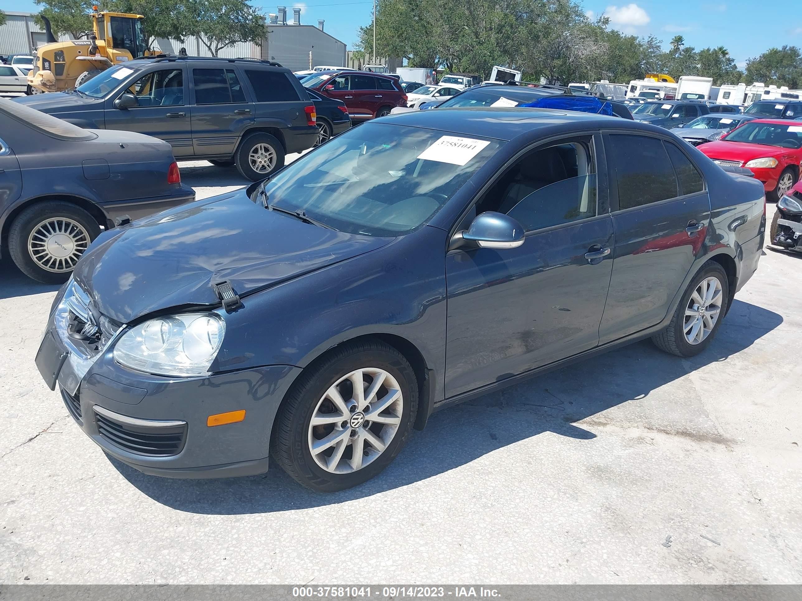 Photo 1 VIN: 3VWRZ7AJ6AM110043 - VOLKSWAGEN JETTA 