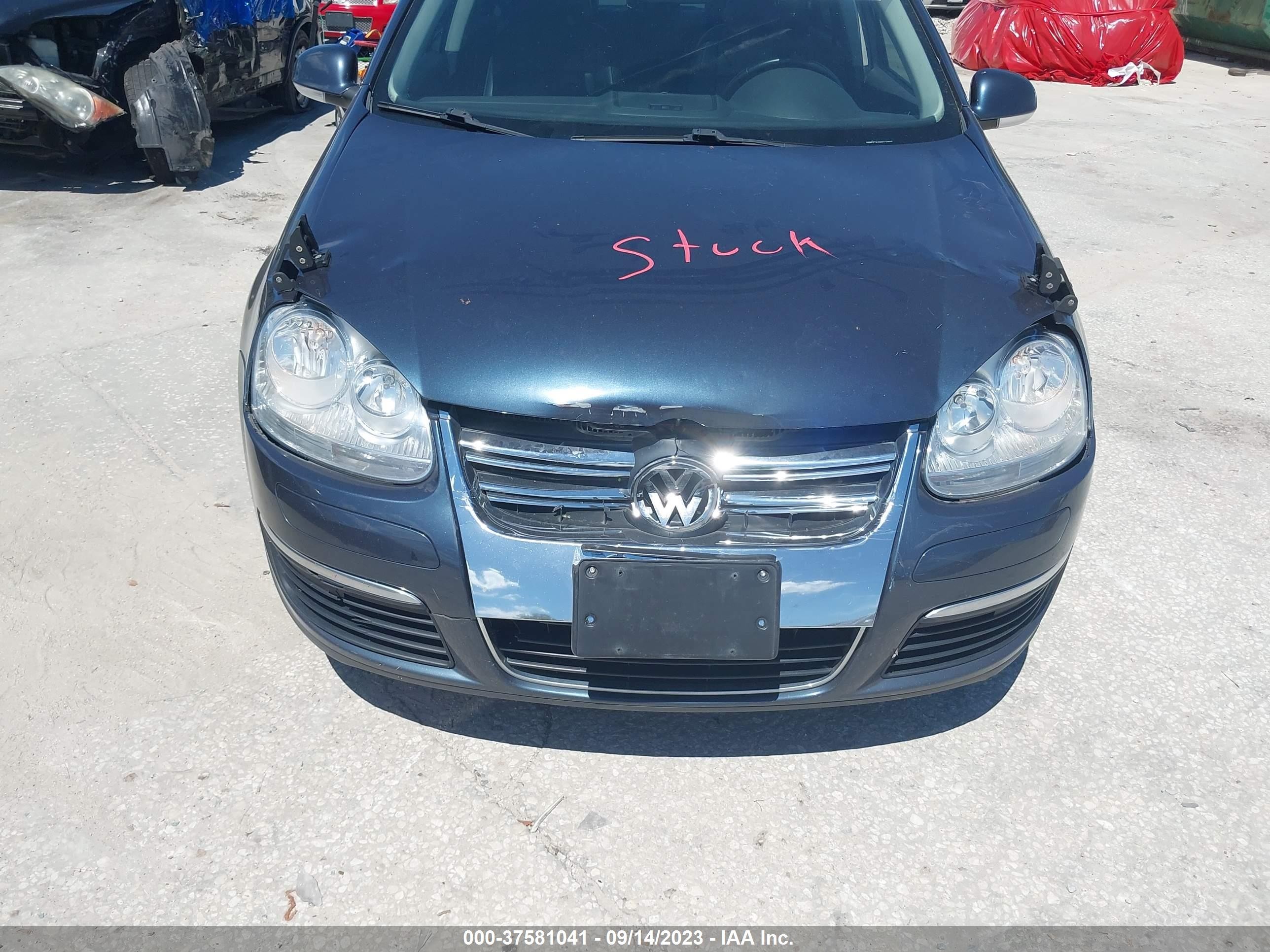 Photo 5 VIN: 3VWRZ7AJ6AM110043 - VOLKSWAGEN JETTA 