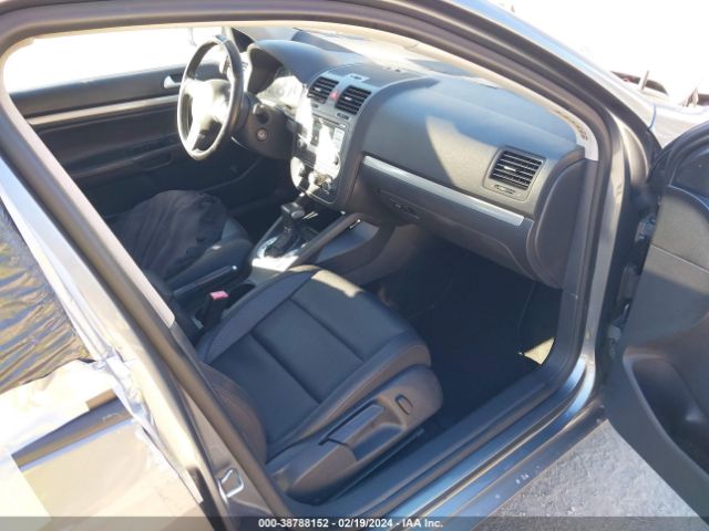 Photo 4 VIN: 3VWRZ7AJ6AM127845 - VOLKSWAGEN JETTA 