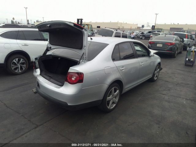 Photo 3 VIN: 3VWRZ7AJ6AM154818 - VOLKSWAGEN JETTA SEDAN 