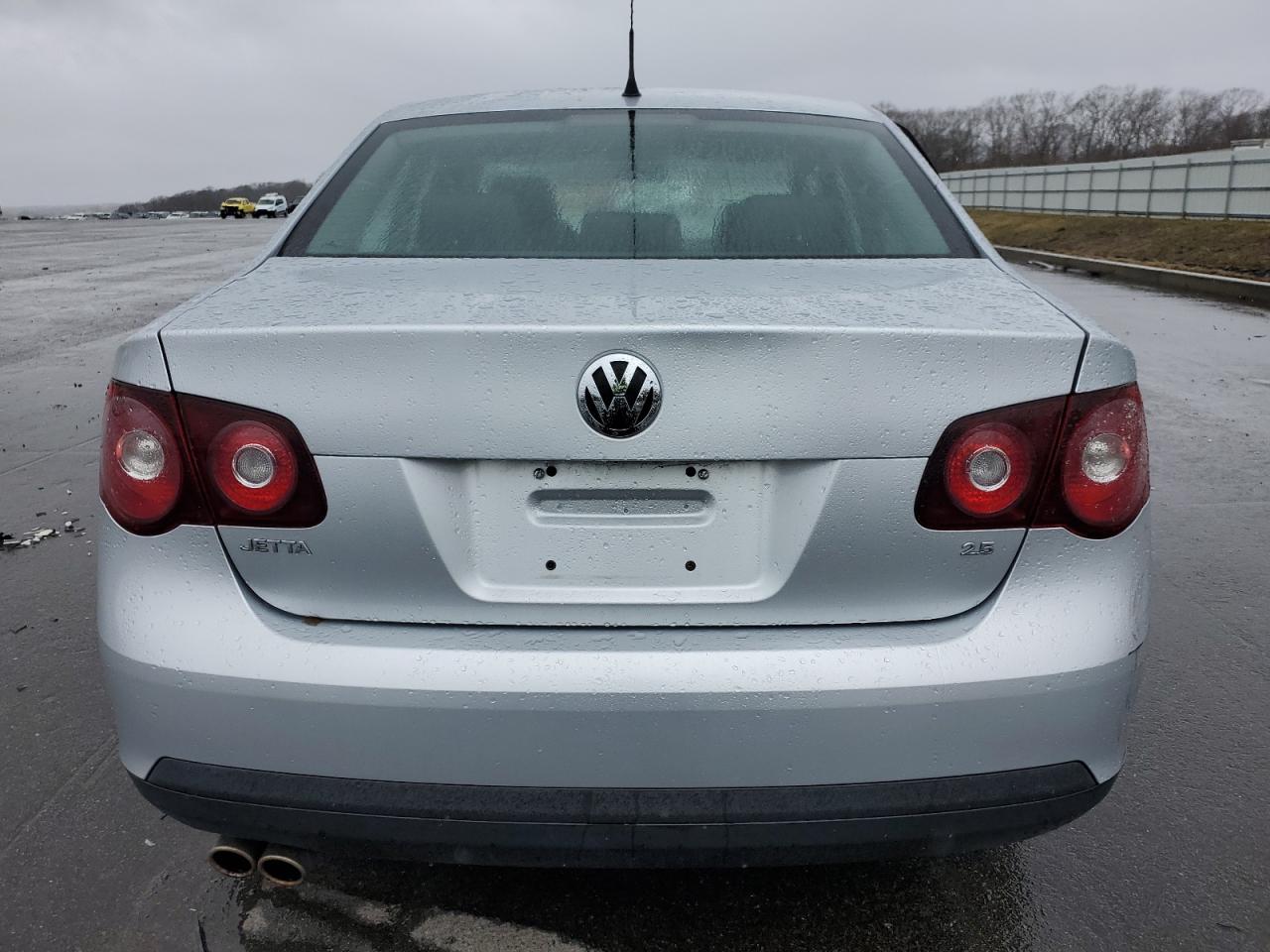 Photo 5 VIN: 3VWRZ7AJ8AM129709 - VOLKSWAGEN JETTA 