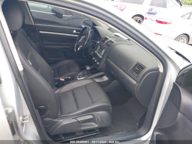 Photo 4 VIN: 3VWRZ7AJ9AM116516 - VOLKSWAGEN JETTA 