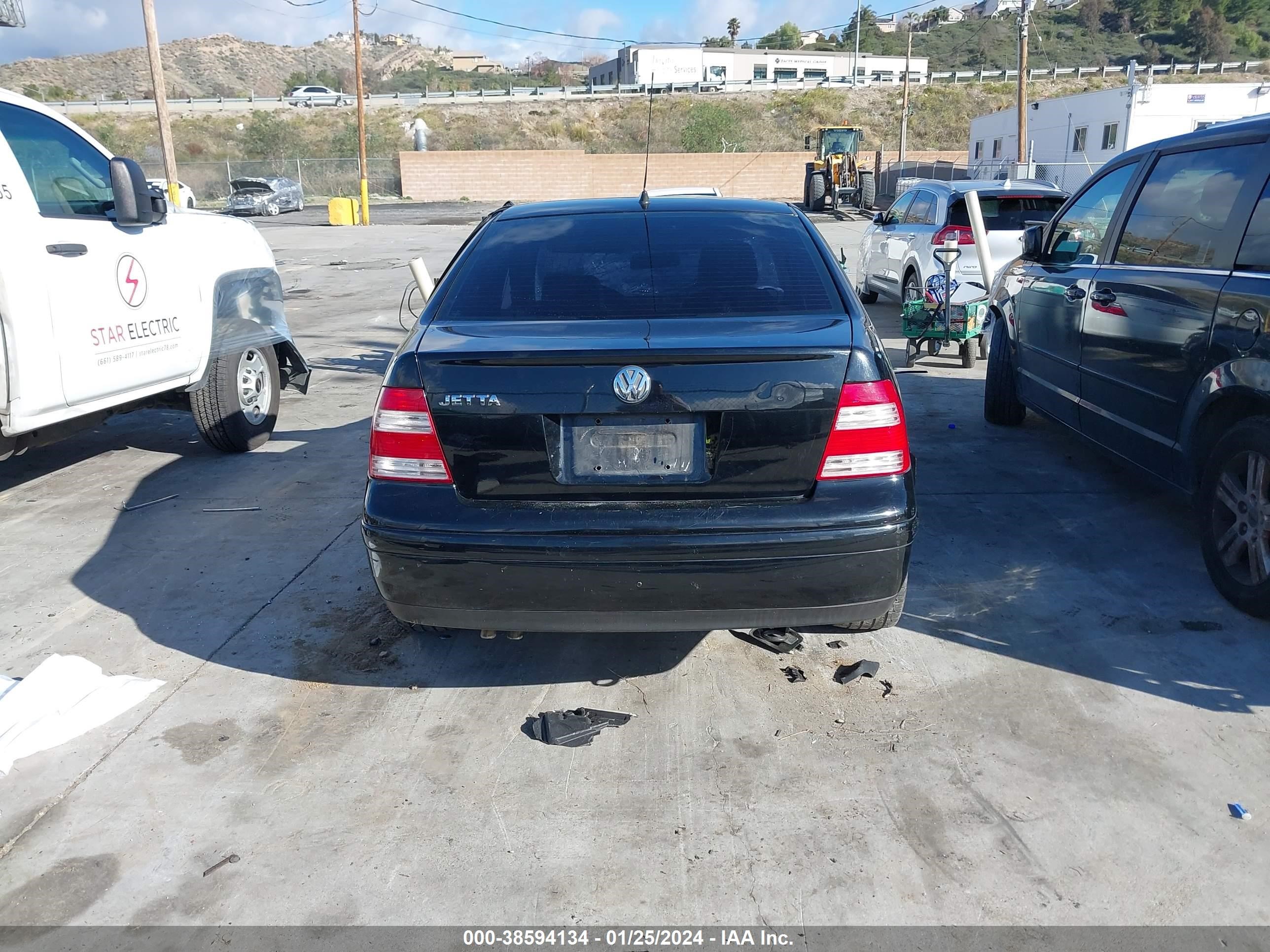 Photo 15 VIN: 3VWSA69M24M051451 - VOLKSWAGEN JETTA 