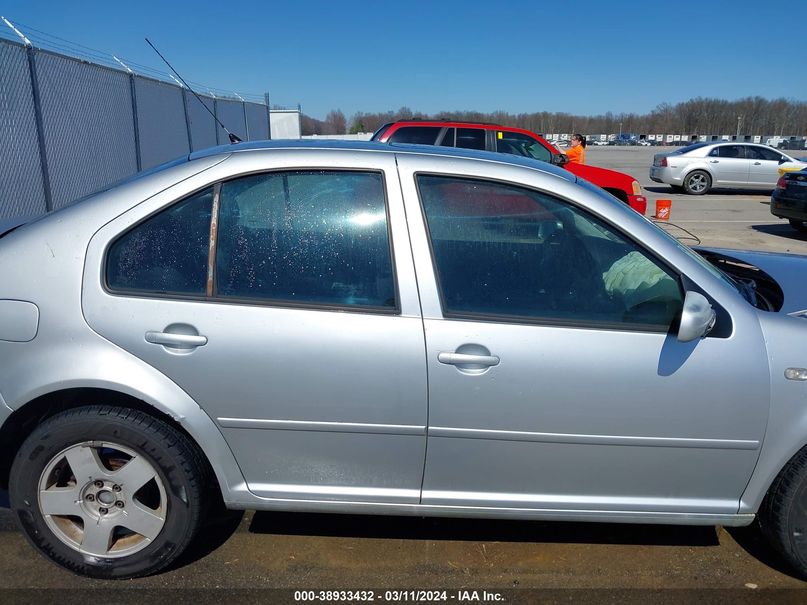 Photo 12 VIN: 3VWSB69M62M088948 - VOLKSWAGEN JETTA 