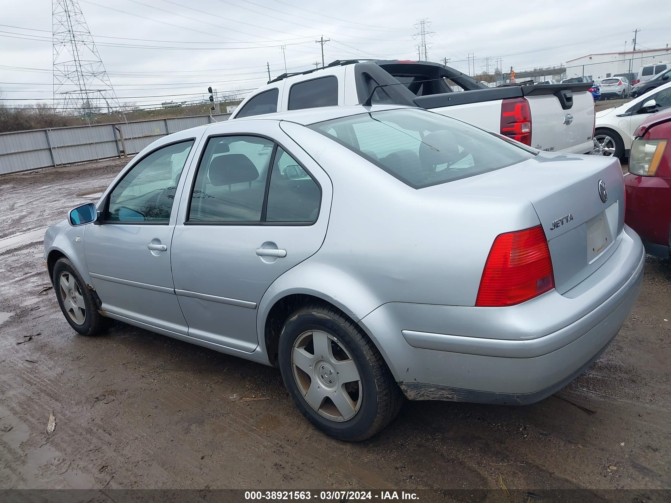 Photo 2 VIN: 3VWSB69M82M177291 - VOLKSWAGEN JETTA 