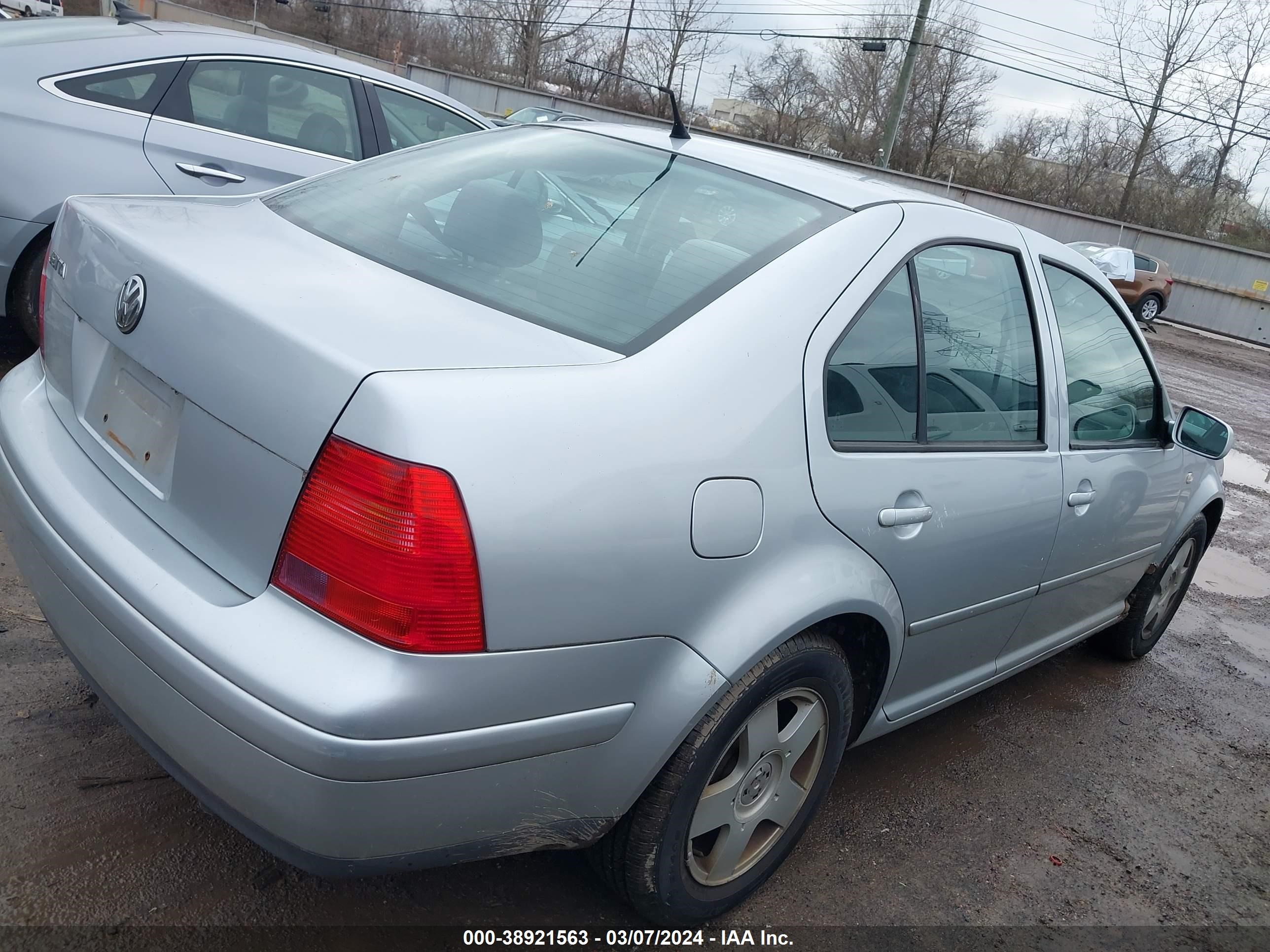 Photo 3 VIN: 3VWSB69M82M177291 - VOLKSWAGEN JETTA 