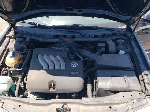 Photo 10 VIN: 3VWSC29M3YM084788 - VOLKSWAGEN JETTA GLS 