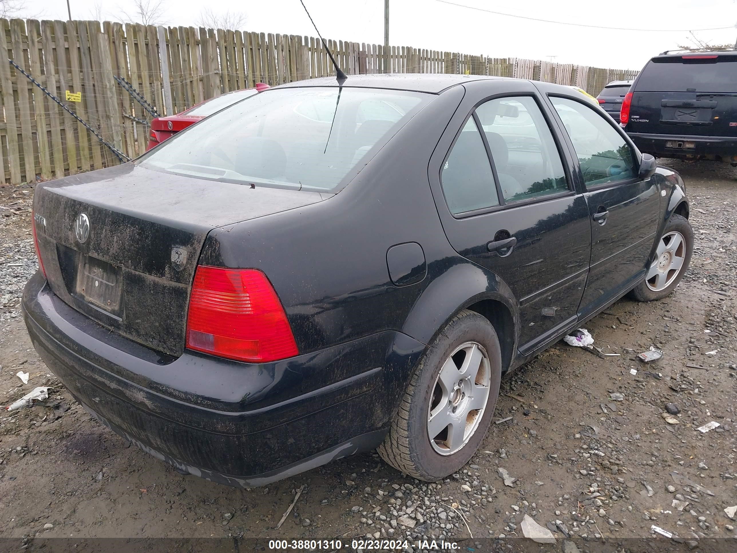 Photo 3 VIN: 3VWSC29M3YM164916 - VOLKSWAGEN JETTA 