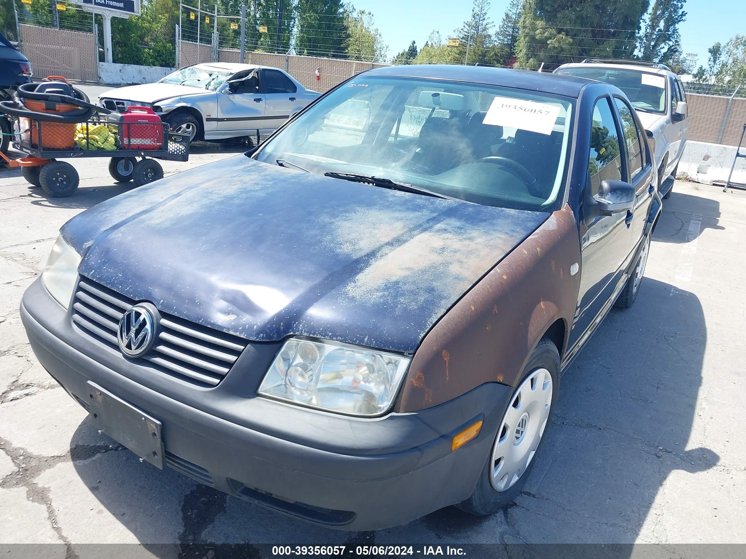 Photo 5 VIN: 3VWSC29M4XM076651 - VOLKSWAGEN JETTA 