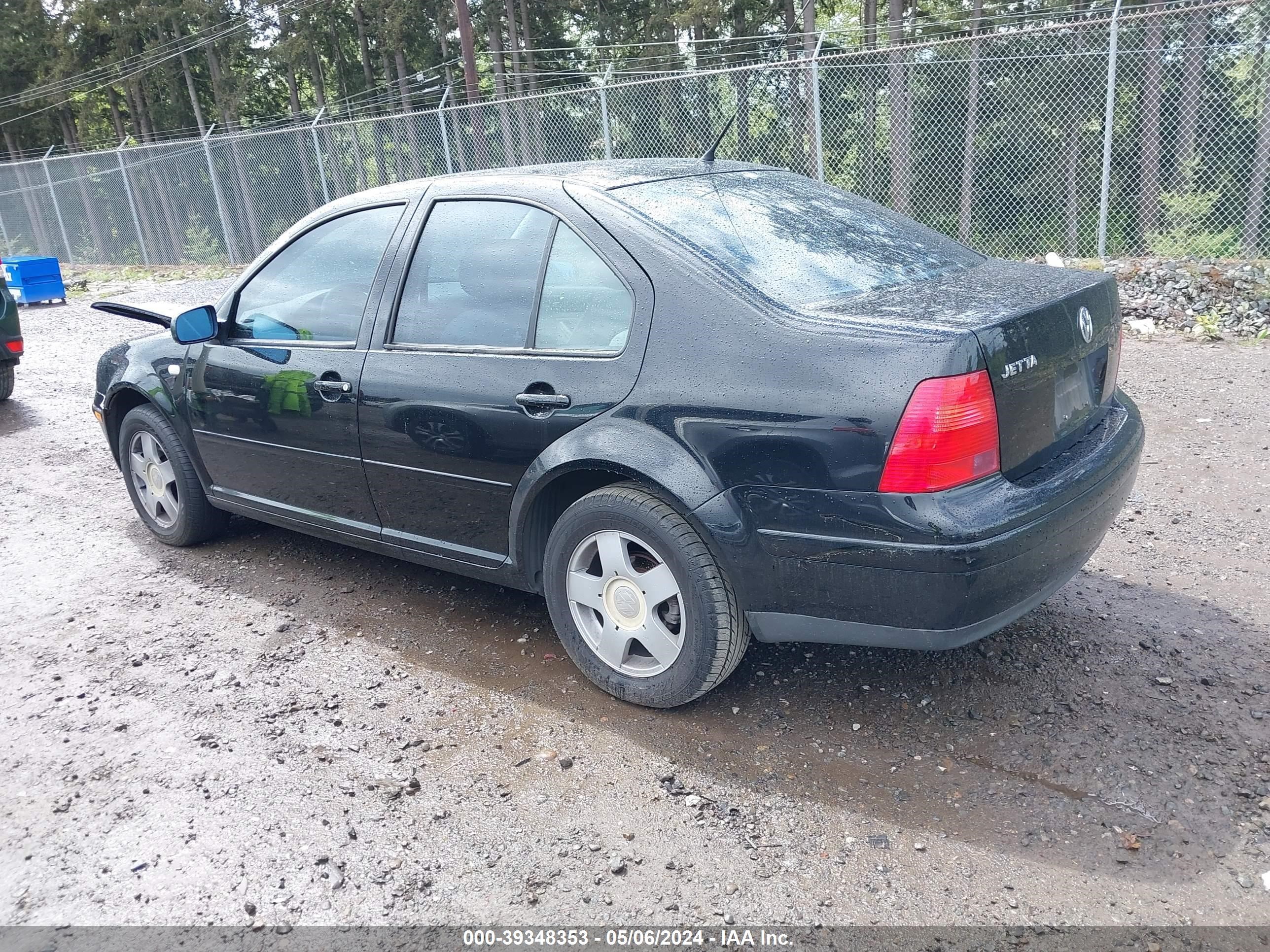 Photo 2 VIN: 3VWSC29MXYM132920 - VOLKSWAGEN JETTA 