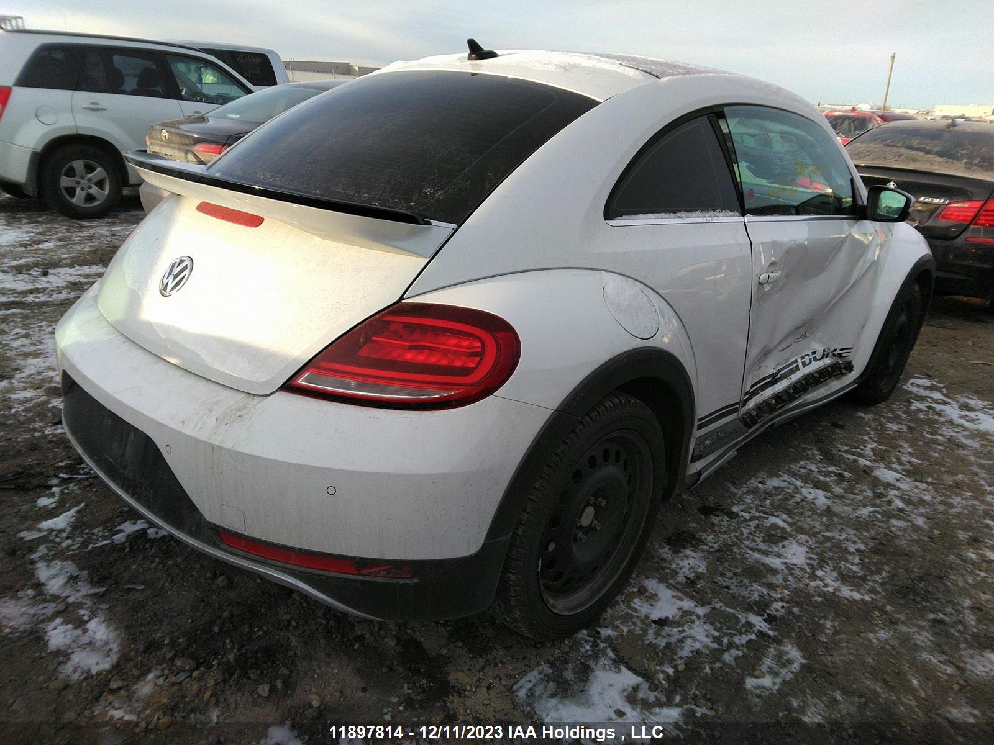 Photo 3 VIN: 3VWSD7AT4KM712328 - VOLKSWAGEN BEETLE 