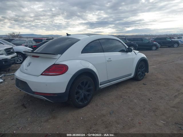 Photo 3 VIN: 3VWSD7ATXJM710324 - VOLKSWAGEN BEETLE 