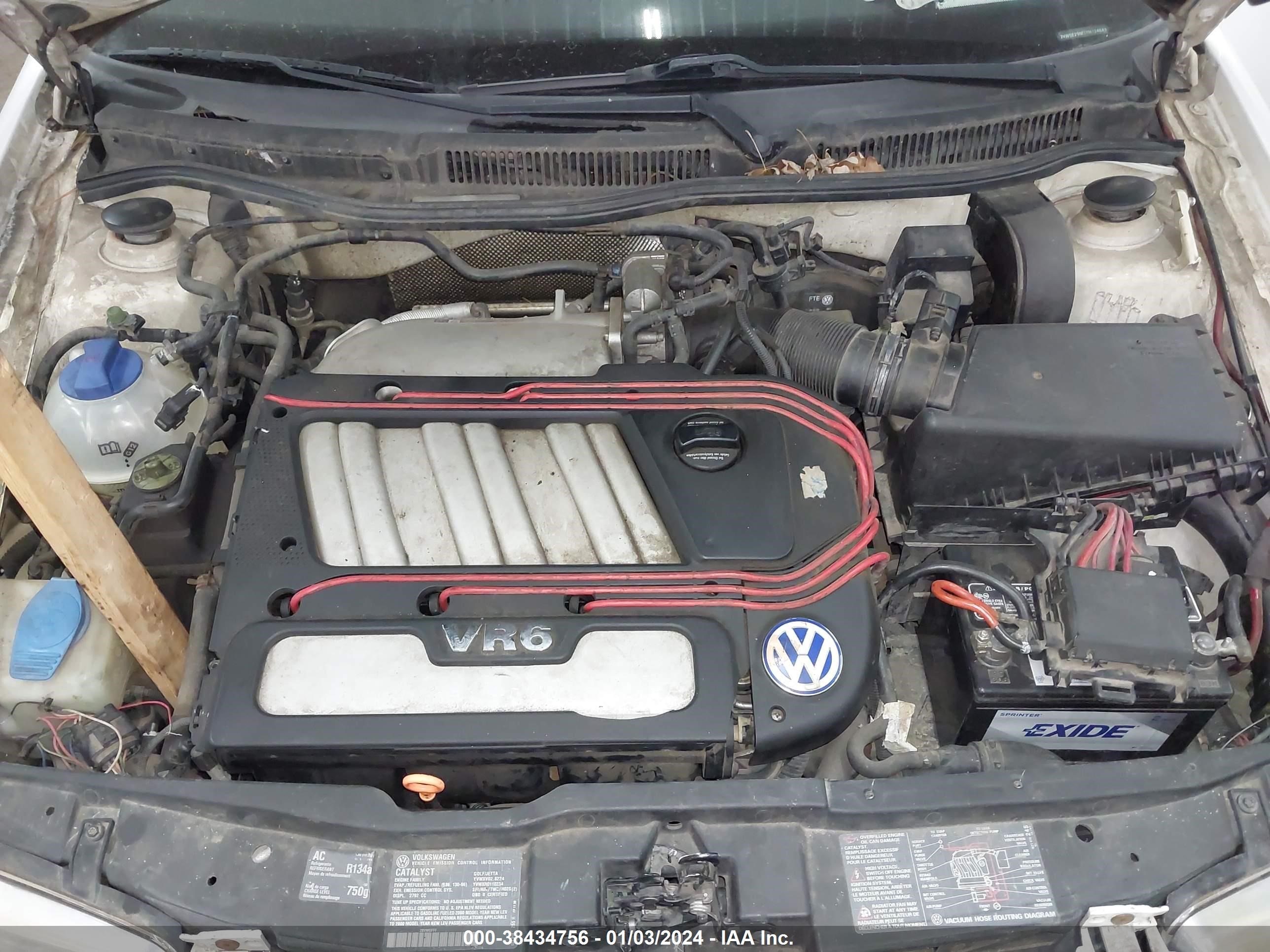 Photo 9 VIN: 3VWSE29M1YM124649 - VOLKSWAGEN JETTA 