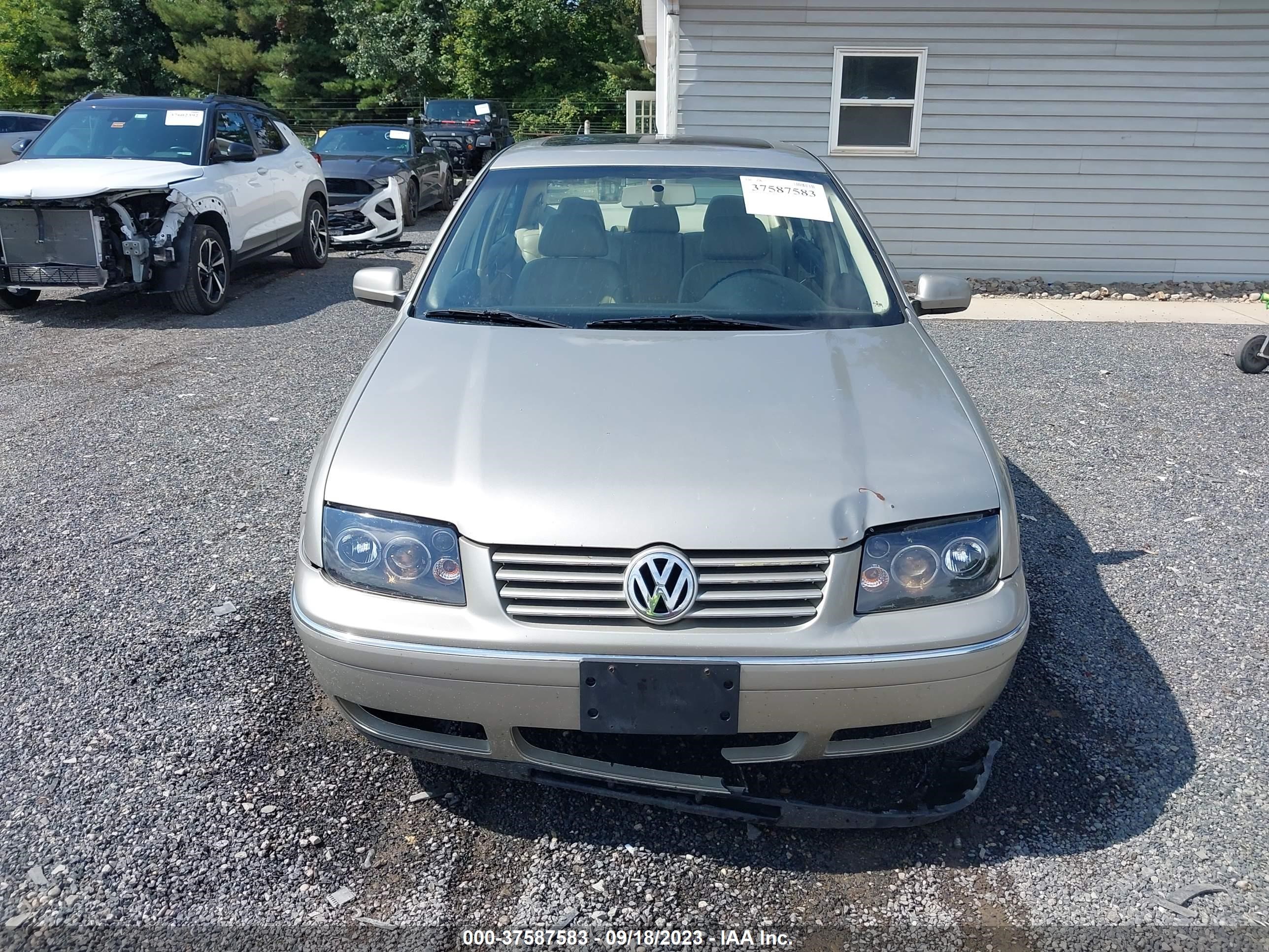 Photo 11 VIN: 3VWSE69M44M095195 - VOLKSWAGEN JETTA 