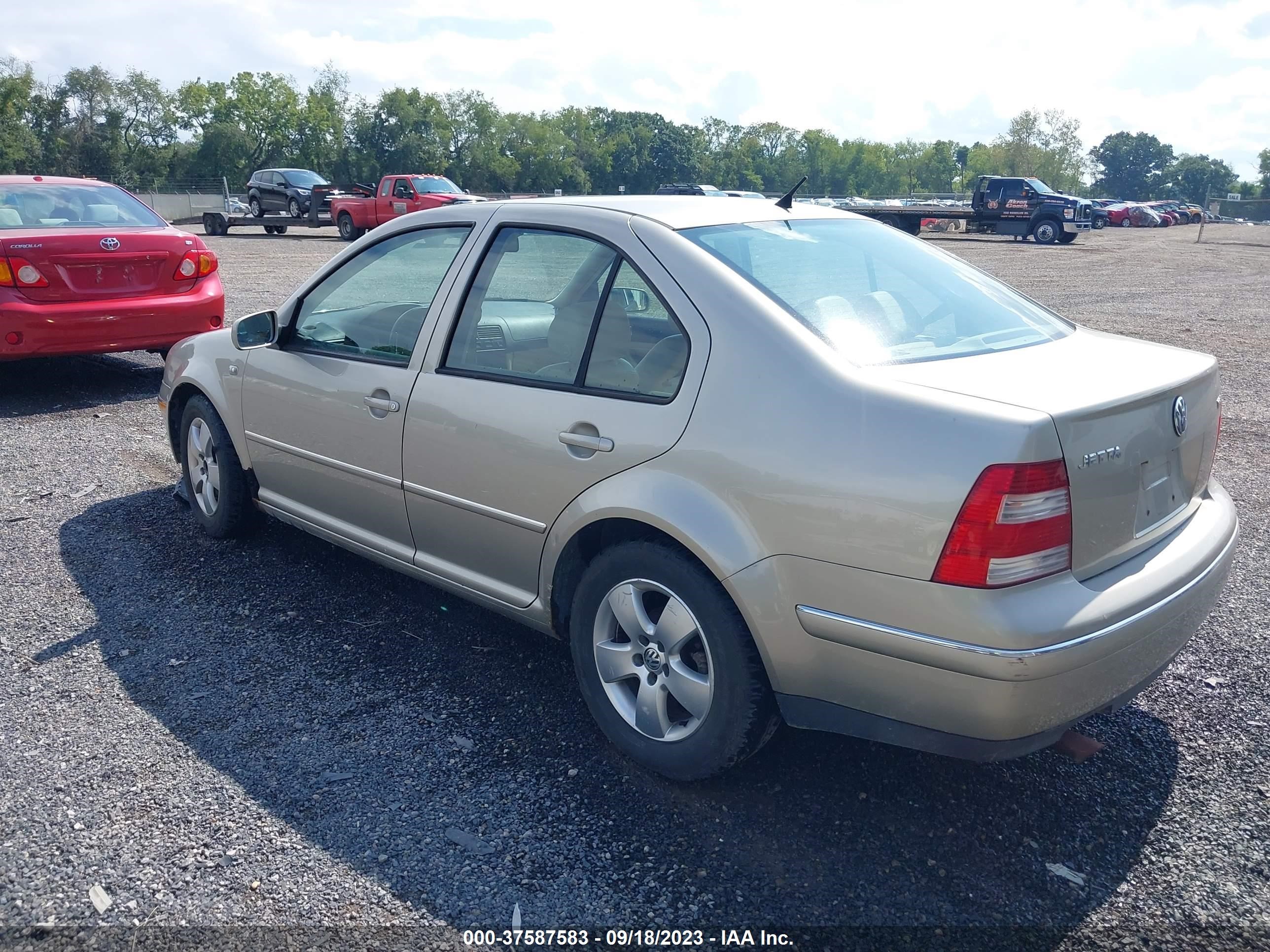 Photo 2 VIN: 3VWSE69M44M095195 - VOLKSWAGEN JETTA 