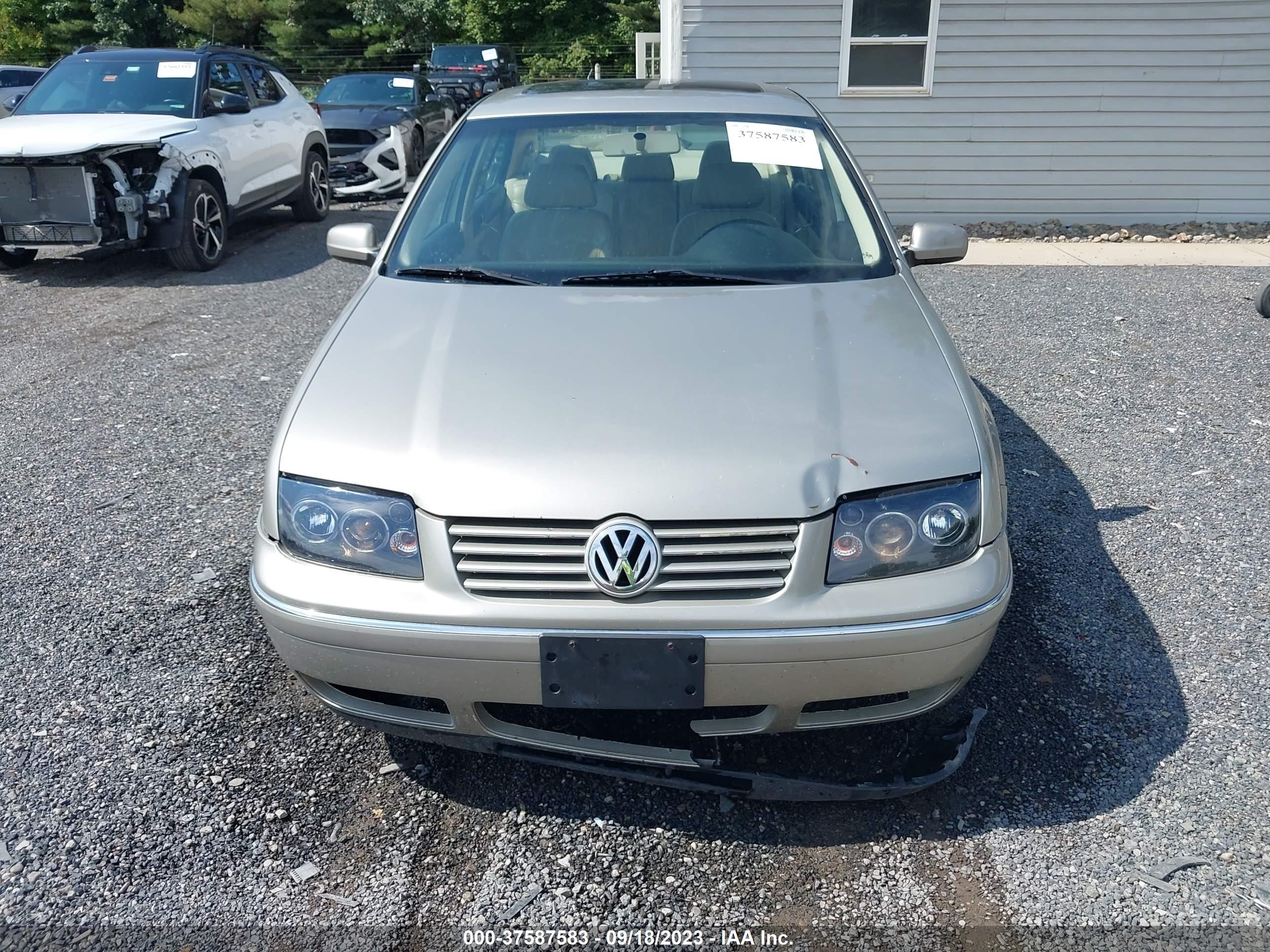 Photo 5 VIN: 3VWSE69M44M095195 - VOLKSWAGEN JETTA 