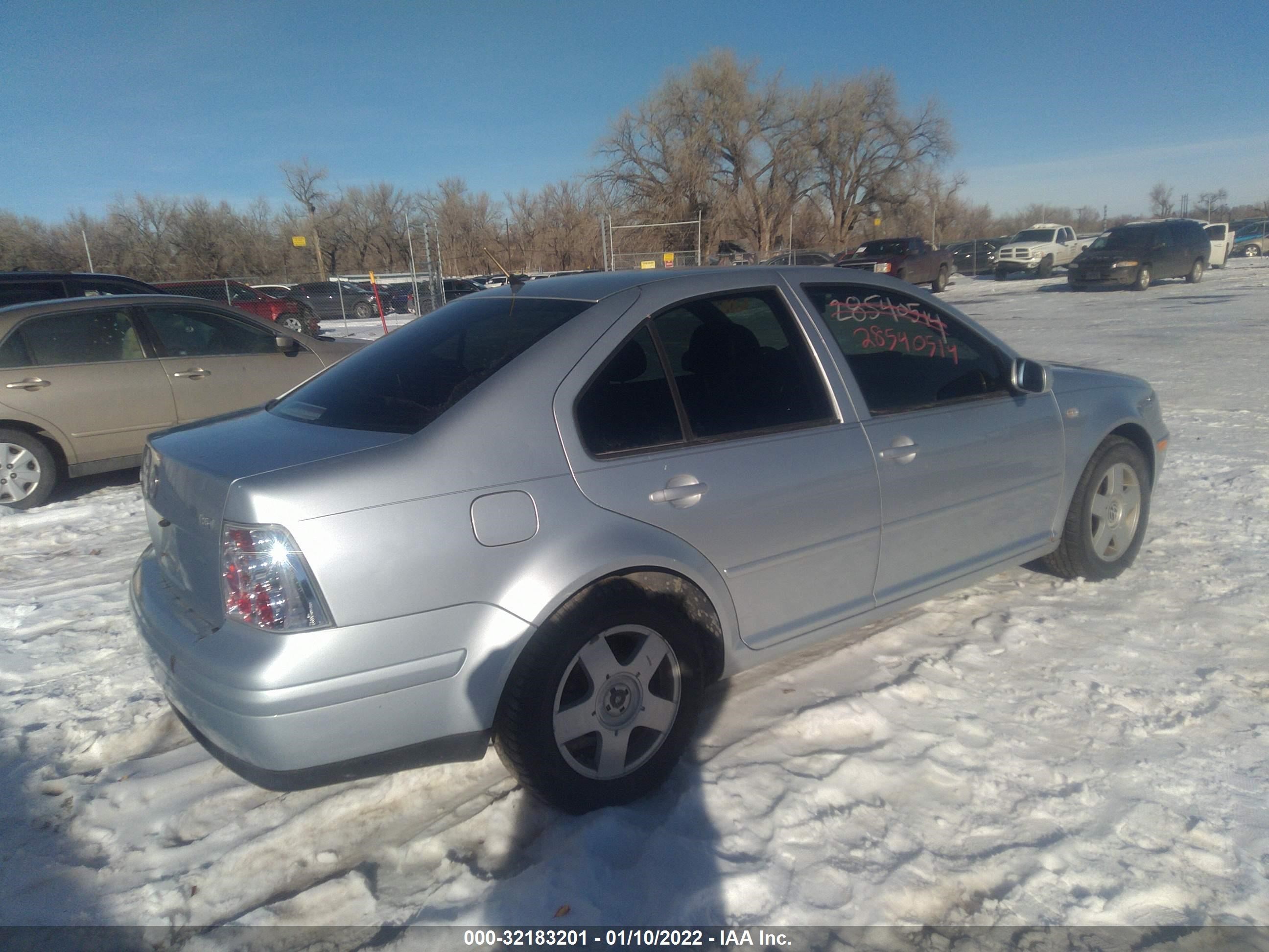 Photo 3 VIN: 3VWSE69M62M075172 - VOLKSWAGEN JETTA 