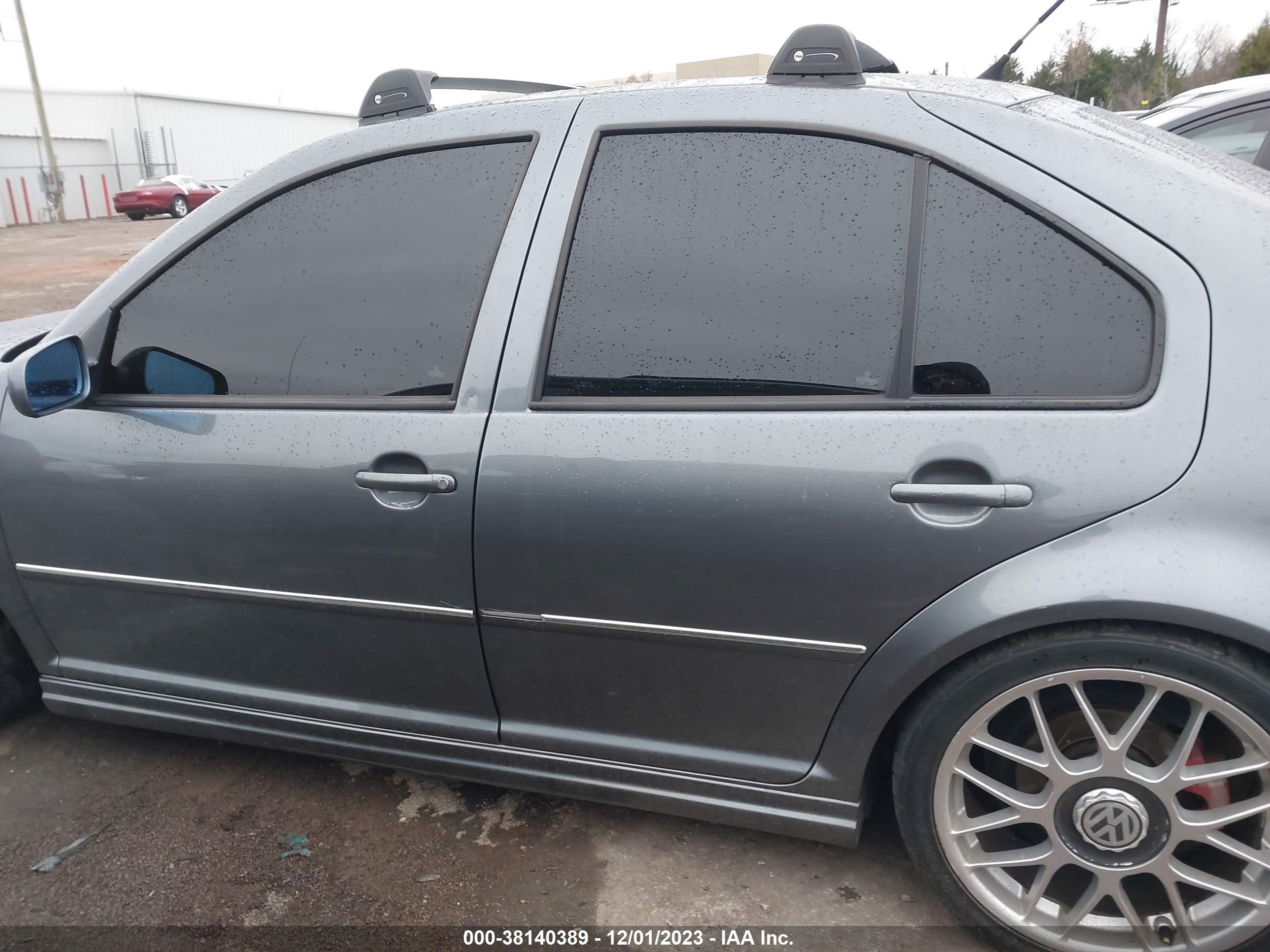 Photo 13 VIN: 3VWSE69M95M061075 - VOLKSWAGEN JETTA 