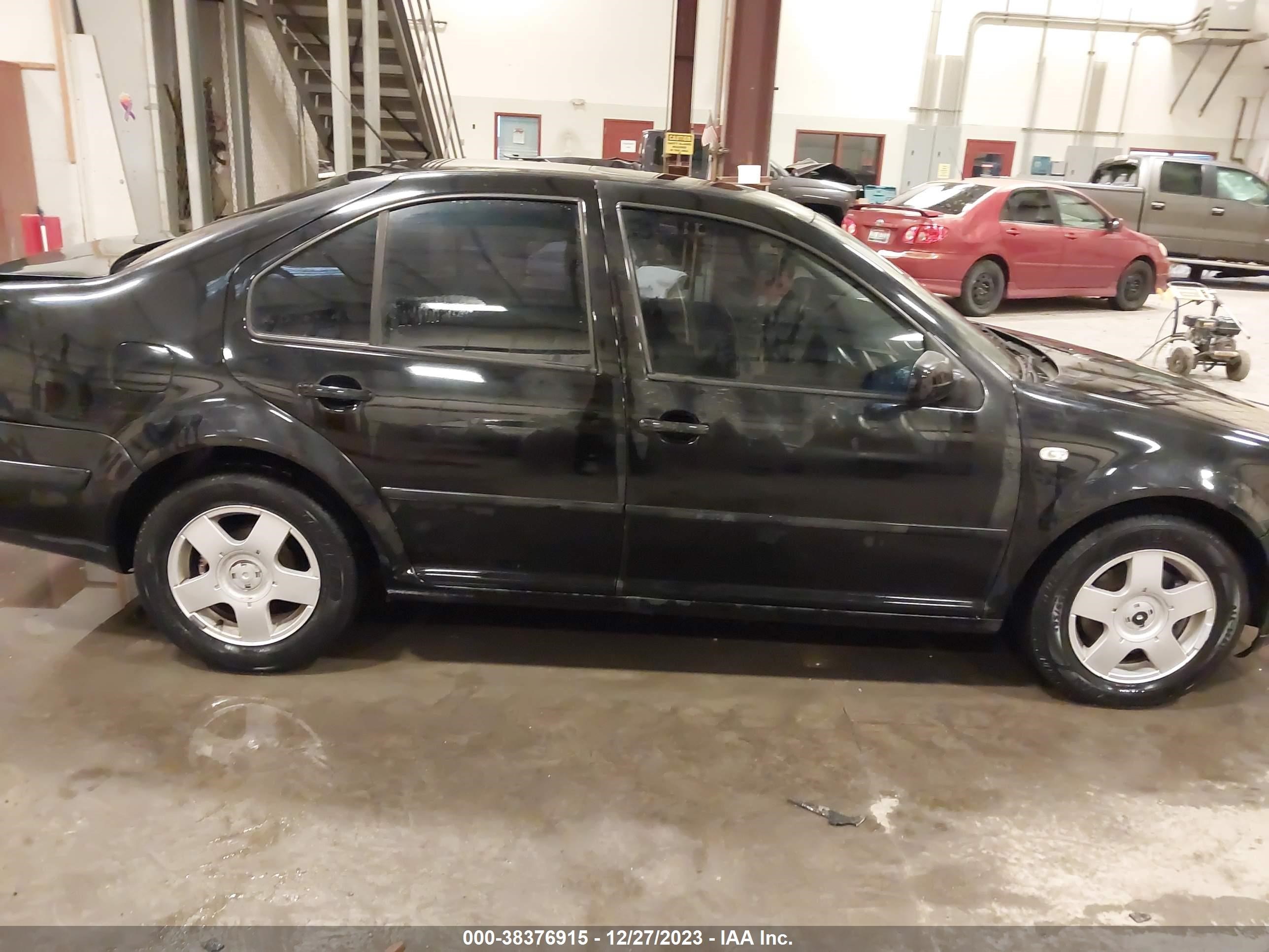 Photo 12 VIN: 3VWSE69MX2M037217 - VOLKSWAGEN JETTA 